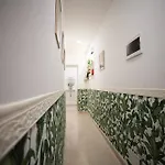 Cosmo Terzo Πανσιόν 4*