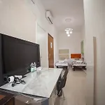 Cosmo Terzo 4*