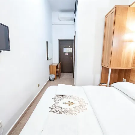Guest house Cosmo Terzo 4*
